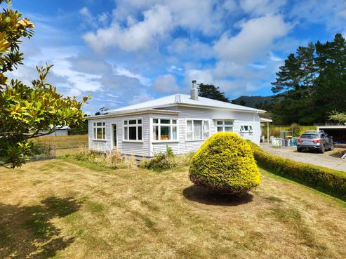 663 Seven Mile Road, Runanga