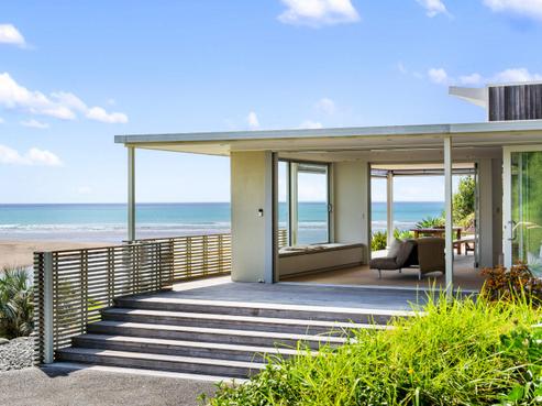 14 Oraka Road, Mahia