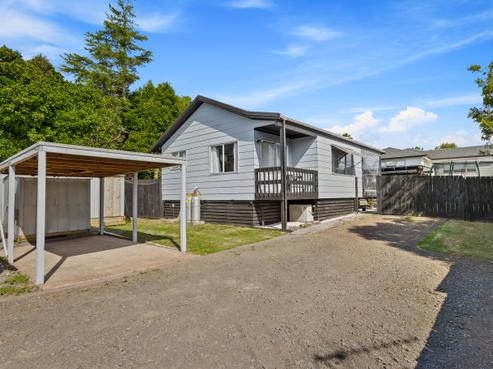 2/4 Kahikatea Place, Ranui