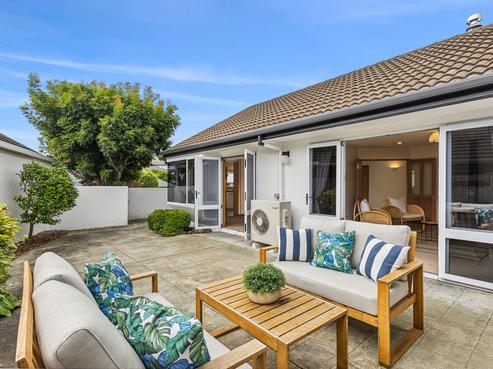 51 Olympus Way, Richmond