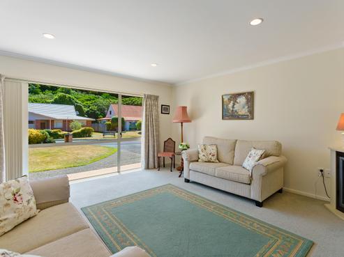 65/17 Redwood Close, Paraparaumu