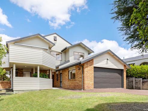 25 Petrel Place, Massey