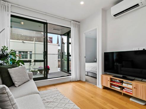 218/9 Madeira Lane, Grafton