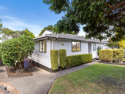 2/63A Colwill Road, Massey