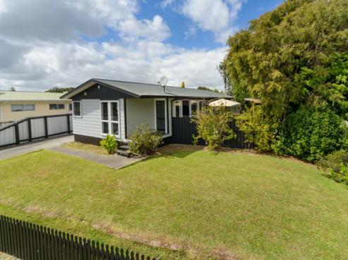 73 Havelock Avenue, Westbrook