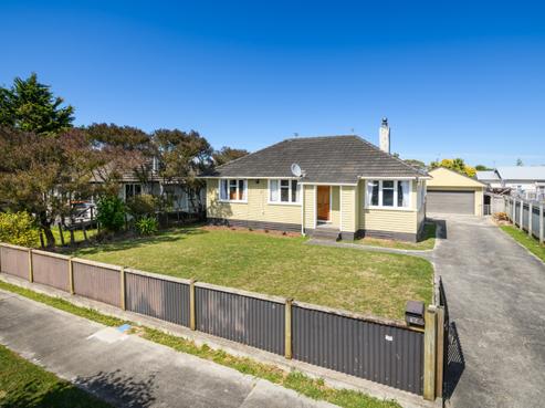 39 Cambridge Street, Milson