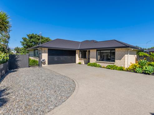 12 Soldiers Way, Paraparaumu