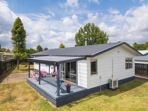 122 Scott Street, Leamington