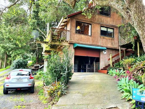 129 Riverside Drive, Parahaki