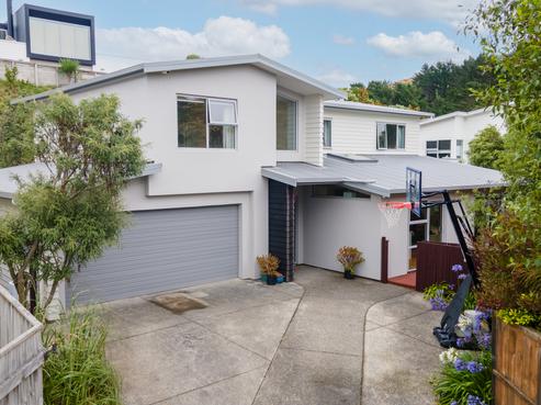 8 Halewood Grove, Churton Park
