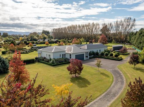 183 Willow Park Drive, Opaki