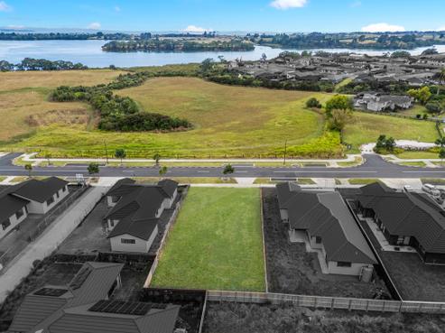 18A McLarin Road, Glenbrook