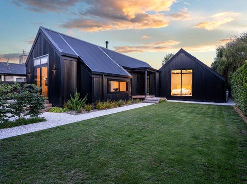 108 Tomes Road, Saint Albans