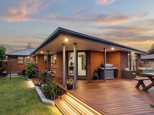4 Coach Road, Fairfield