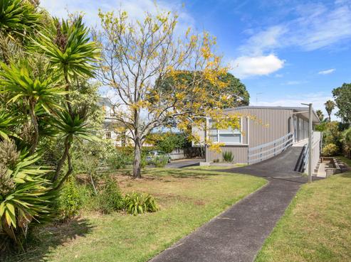 6/77 Old Lake Road, Narrow Neck