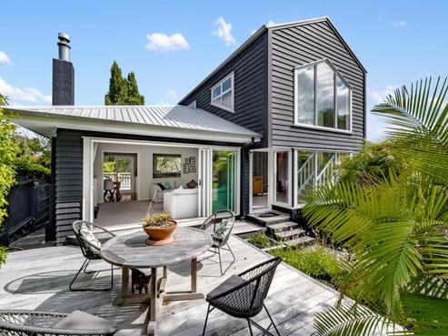 93 Edmund Street, Saint Heliers