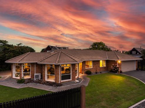 31 Hewitts Road, Woodend