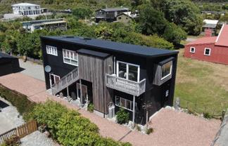 11 The Strand, Okarito