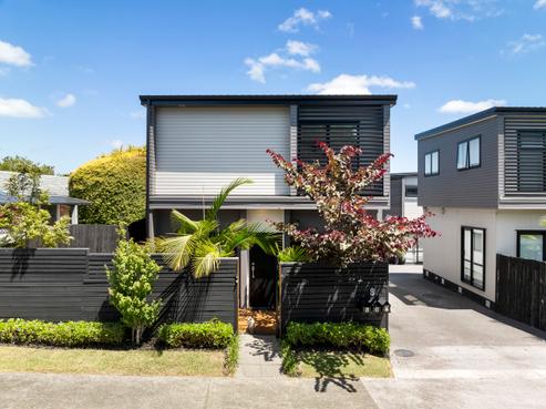 8A Edgar Pearce Place, Howick