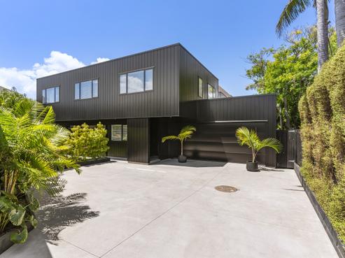 35A Montgomery Avenue, Belmont