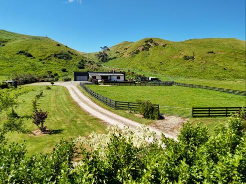 292 Waikupa Road, Okoia