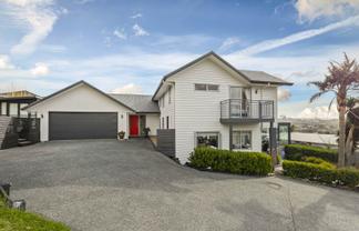 1 The Rise, Waimauku