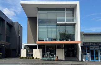 Ponsonby Road with Signage & 11 Car Parks