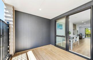 93 Settlers Avenue, Hobsonville
