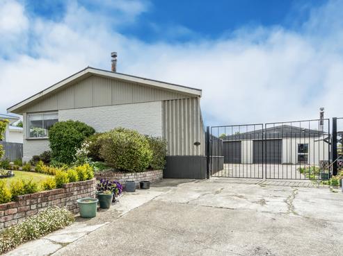 27 Iona Place, Strathern