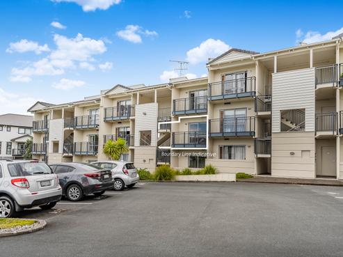 10/71A Spencer Road, Oteha