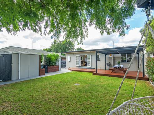11 Durham Crescent, Palmerston North Central