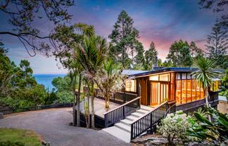 31 Arama Avenue, Titirangi