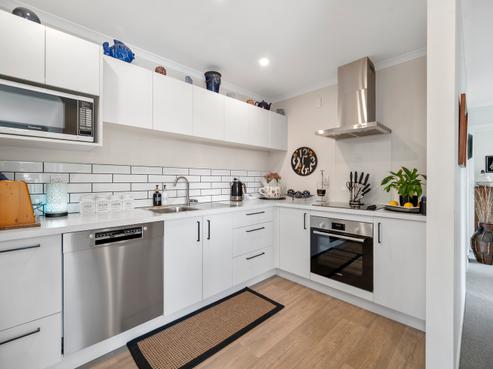 10A Darroch Street, Fairy Springs