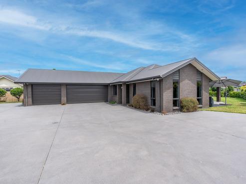 25 Aquila Crescent, Rototuna North