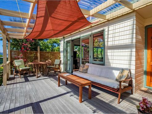 8B Te Papau Crescent, Diamond Harbour