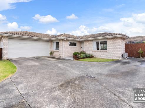 15B Youngs Road, Papakura