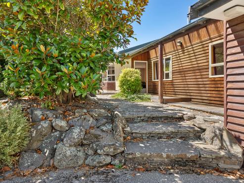 130 Mount Iron Drive, Wanaka