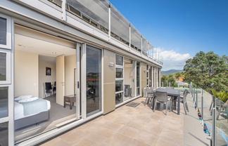 2D/8 The Esplanade, Whitianga