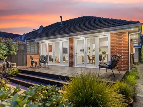 2/110 Leinster Road, Strowan