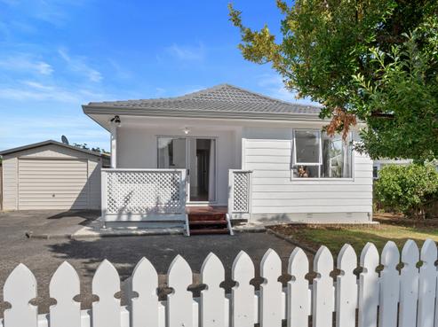 8 Childers Road, Ranui