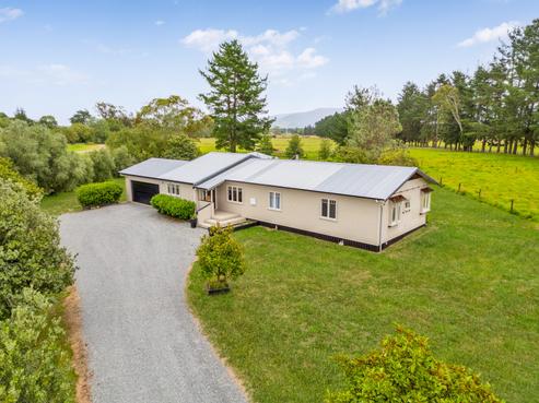122 Cross Line, Greytown
