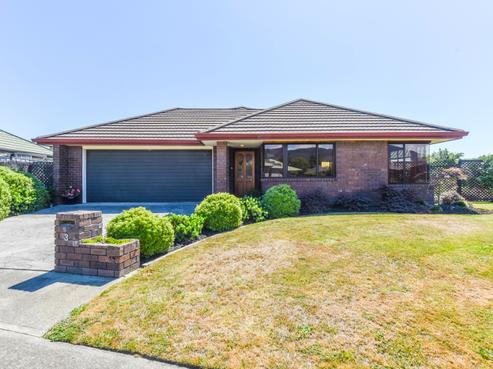 3 Maple Crescent, Richmond