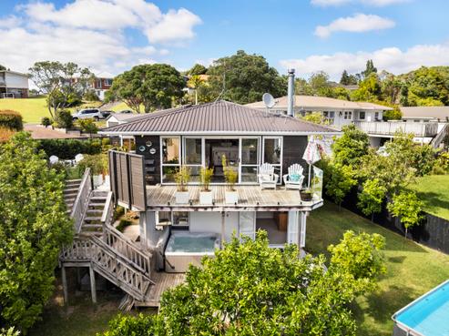 19 Mayfair Crescent, Mairangi Bay