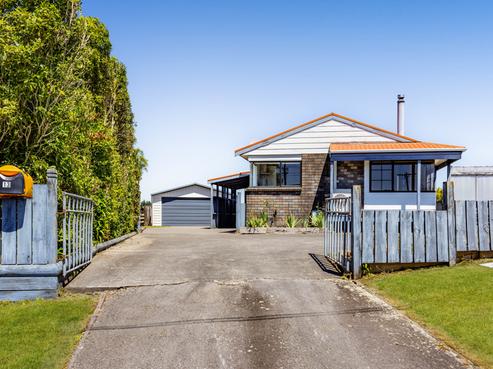 13 Warwick Road, Stratford
