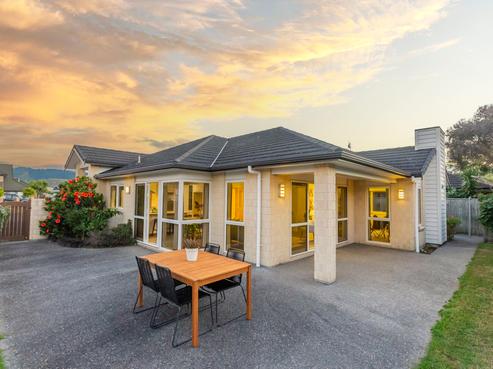 12 Trusham Court, Paraparaumu