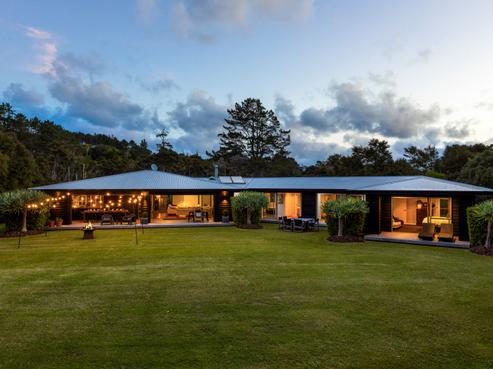 875 Hibiscus Coast Highway, Waiwera