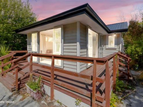 438 Barbadoes Street, Edgeware