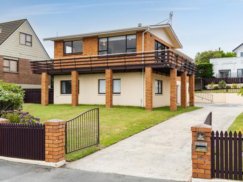 4 Beverley Place, Waverley