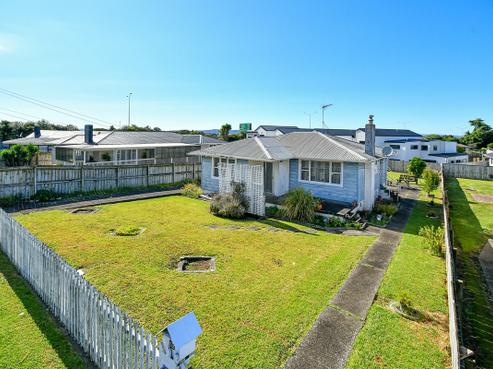 59 Myers Road, Manurewa East
