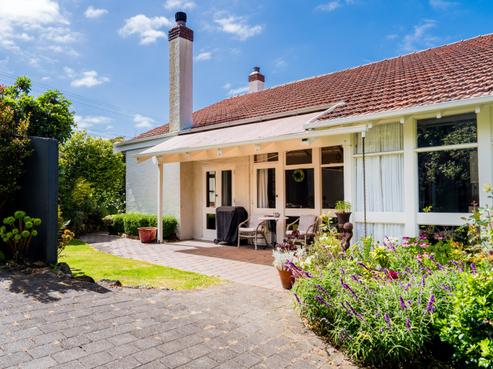 61 Drivers Road, Maori Hill